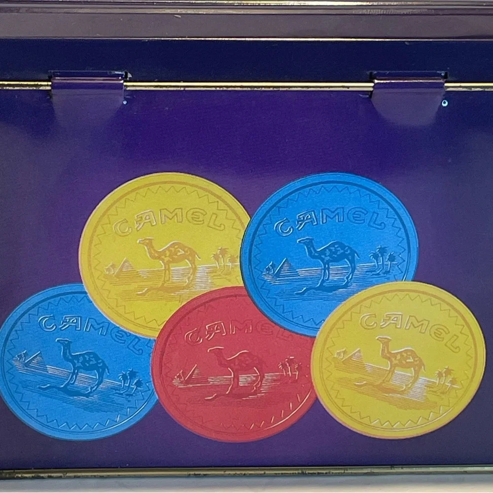 Camel Collectible Poker Set - Picture 6 of 8